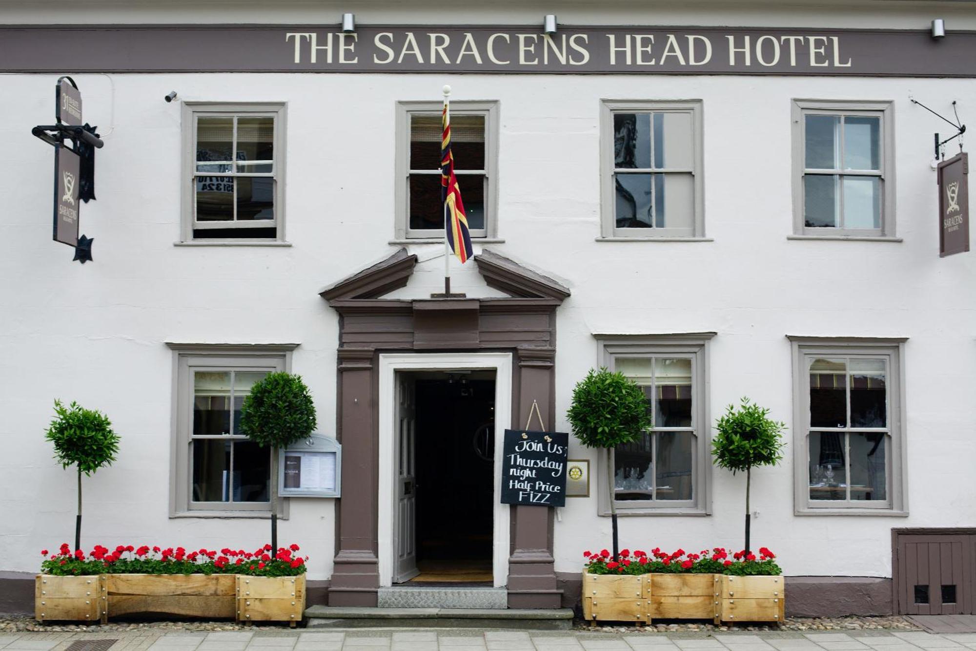 The Saracens Head Hotel Great Dunmow Eksteriør bilde