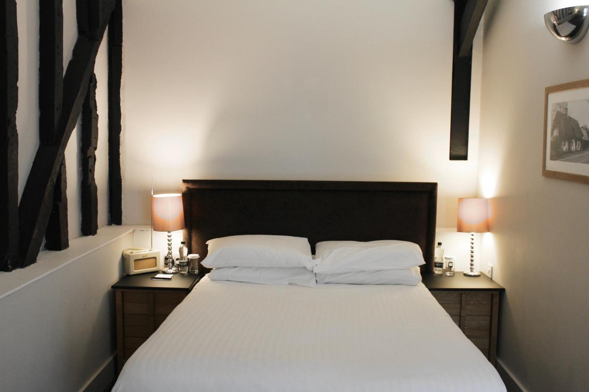 The Saracens Head Hotel Great Dunmow Eksteriør bilde