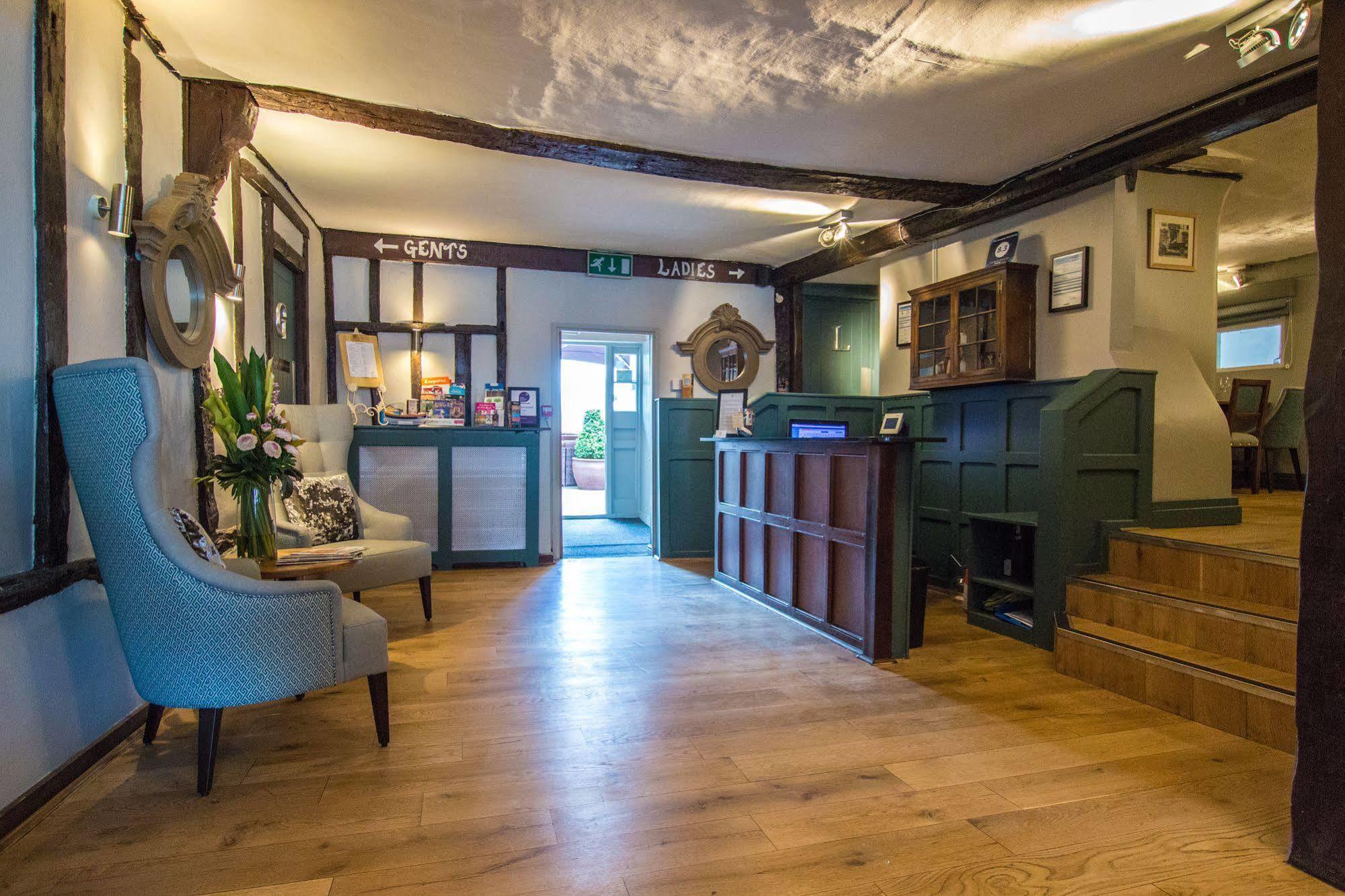 The Saracens Head Hotel Great Dunmow Eksteriør bilde
