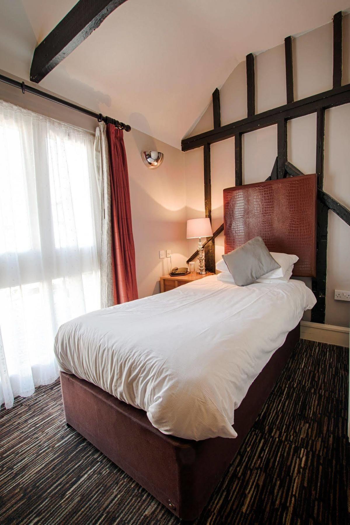 The Saracens Head Hotel Great Dunmow Eksteriør bilde